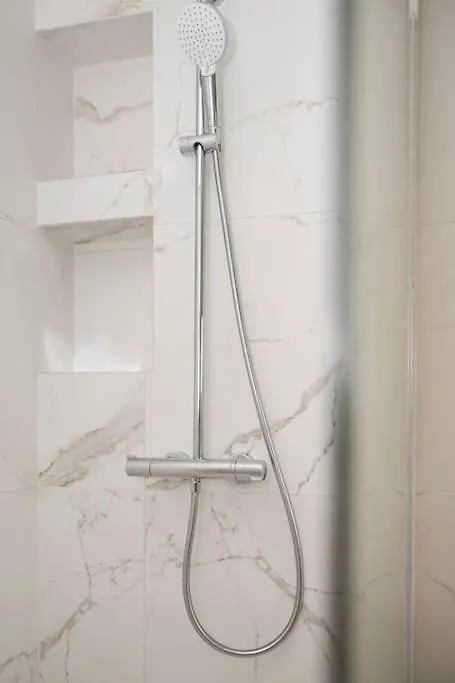 Designer Flat 3Br & Mini Golf Apartment Antwerp